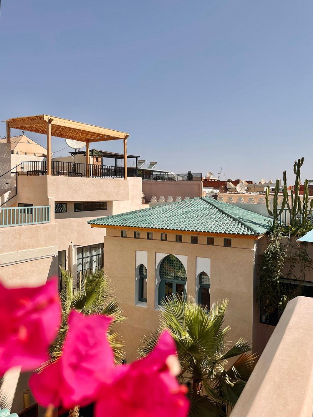 Riyad Lion Rouge Marrakesh Esterno foto